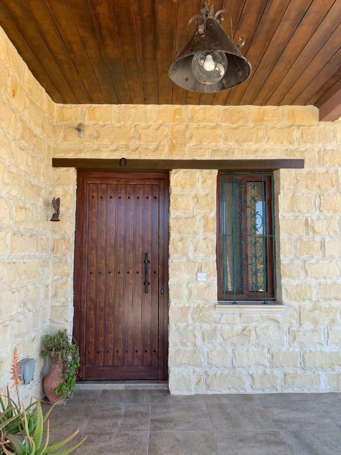 Lofou Traditional House Exterior foto